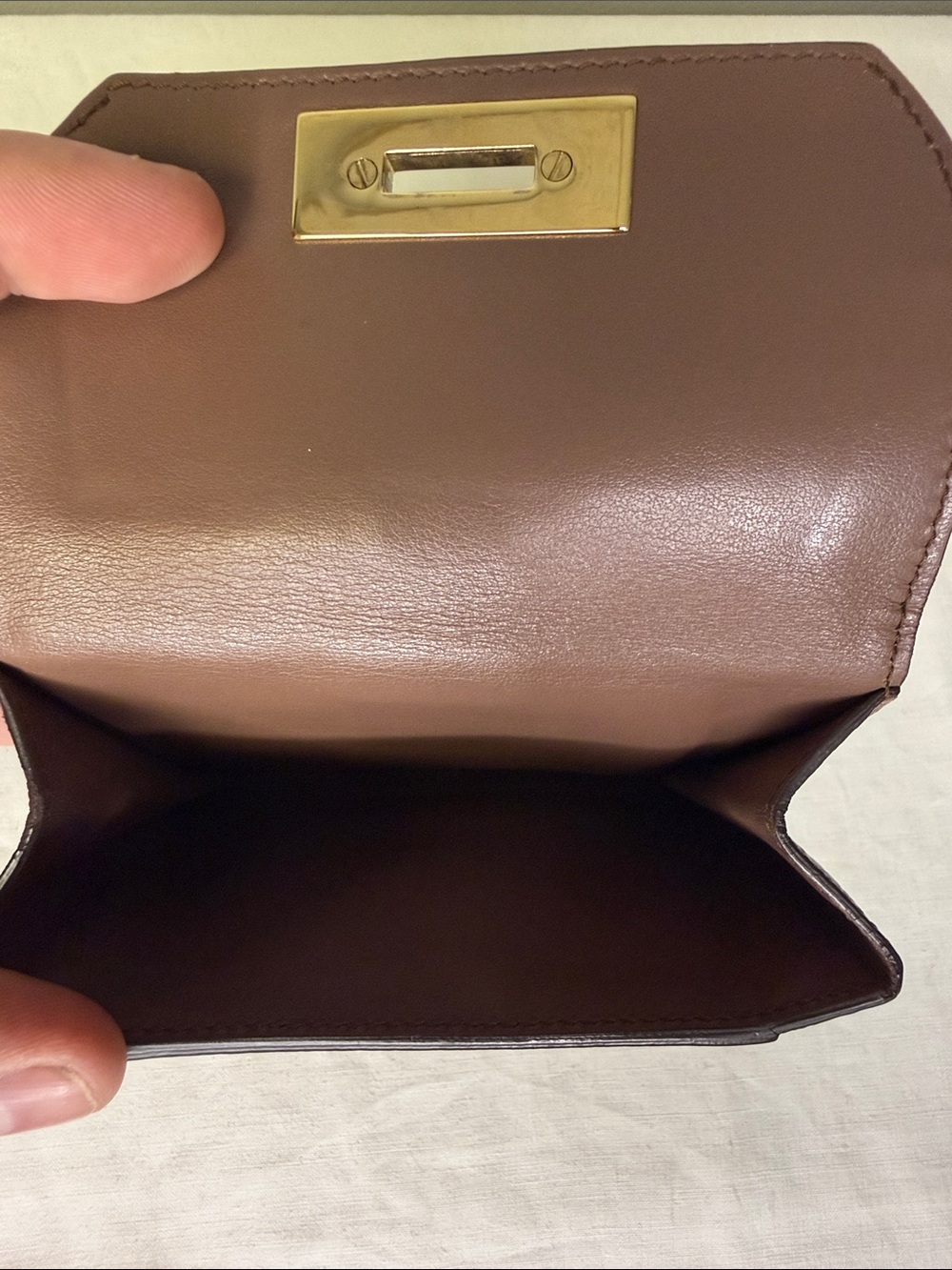 Salvatore Ferragamo Gancini Clip Pebbled Leather Bifold Wallet Brown Italy - Picture 7 of 9